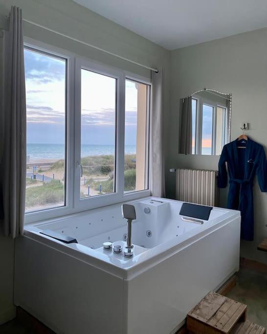 Spa Privatif Face Mer Riva Romantic & Spa Уистреам Екстериор снимка